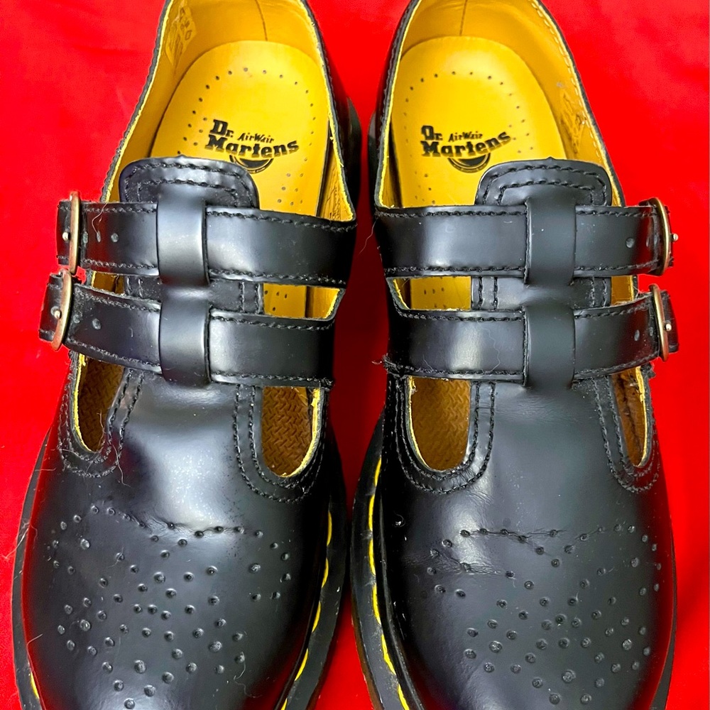 Dr Martens 8065 Black Mary Jane Sz 7 EUC
